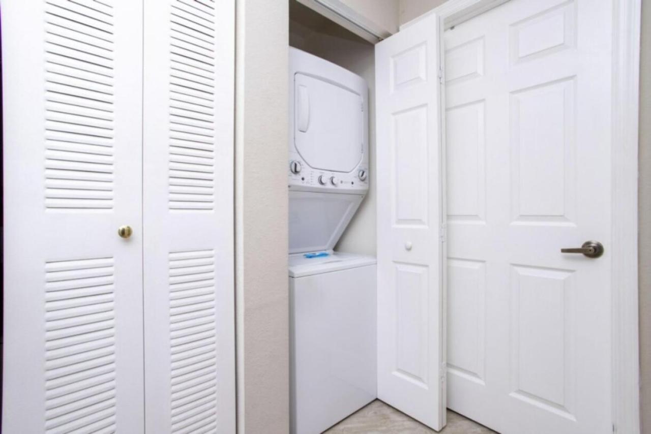 Charming 3-bedroom In Gated Community - Your Perfect Getaway! *