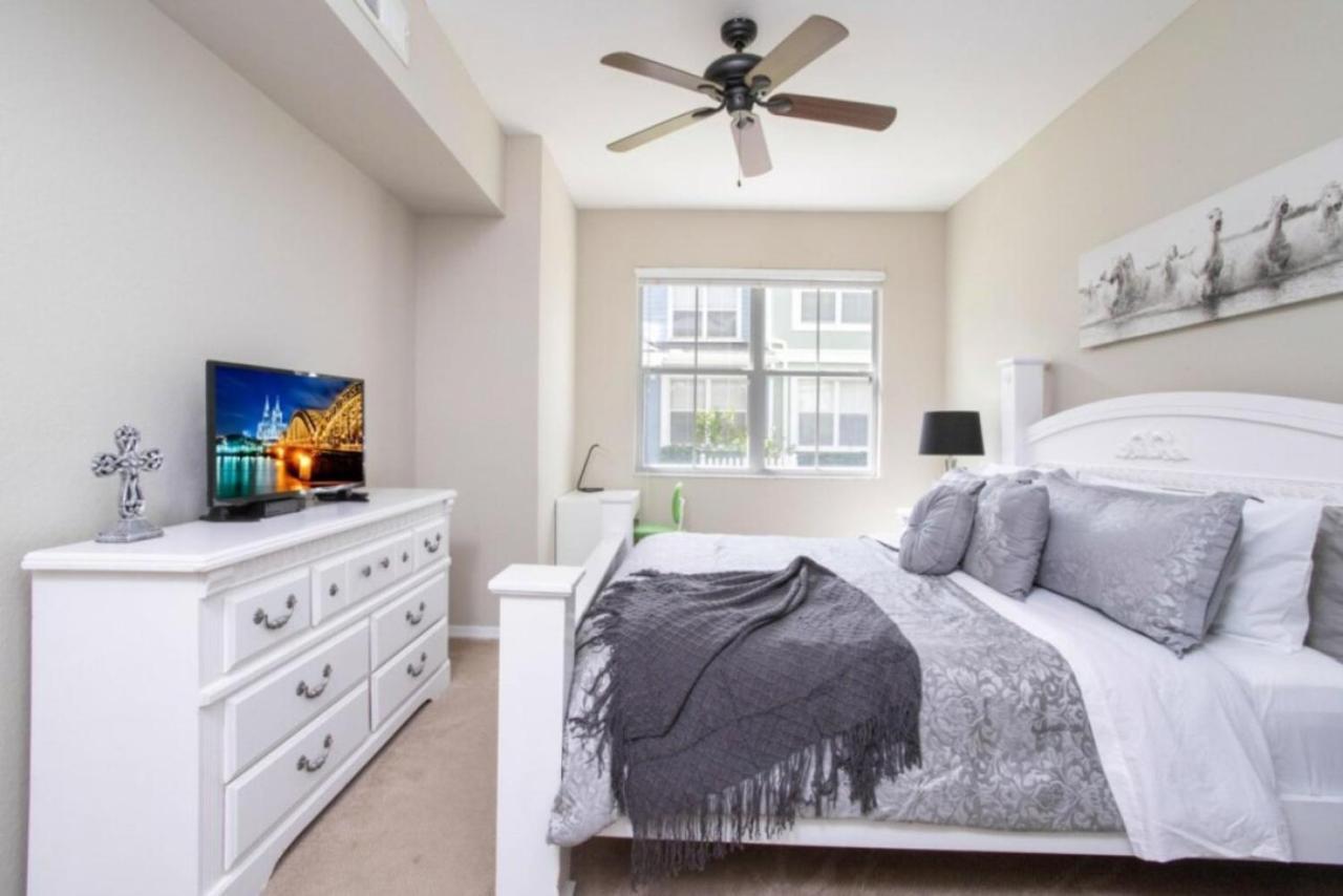 Charming 3-bedroom In Gated Community - Your Perfect Getaway! Villa Kissimmee